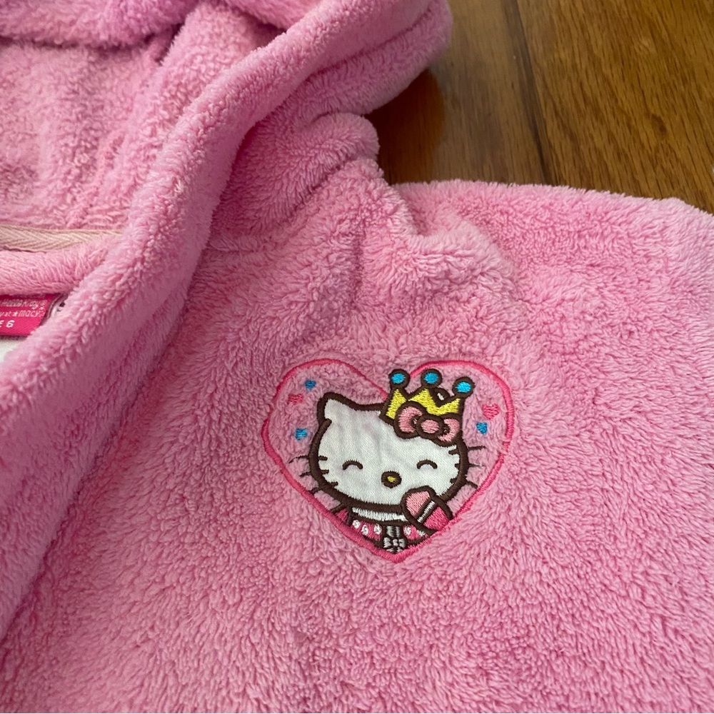Macy’s Hello Kitty Princess Hooded Robe - Picture 3 of 8